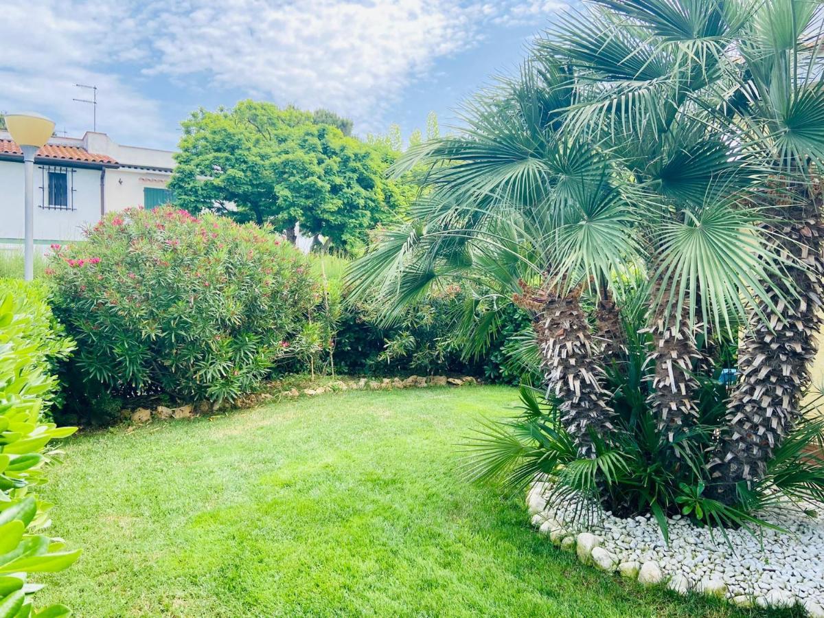 Villa Claudia A 400M Dal Mare Porto Recanati Eksteriør bilde